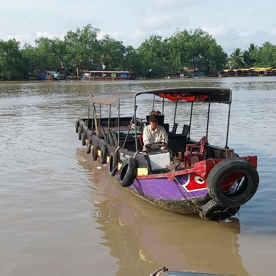 Bentrestay Giong Tu Dien Luaran gambar