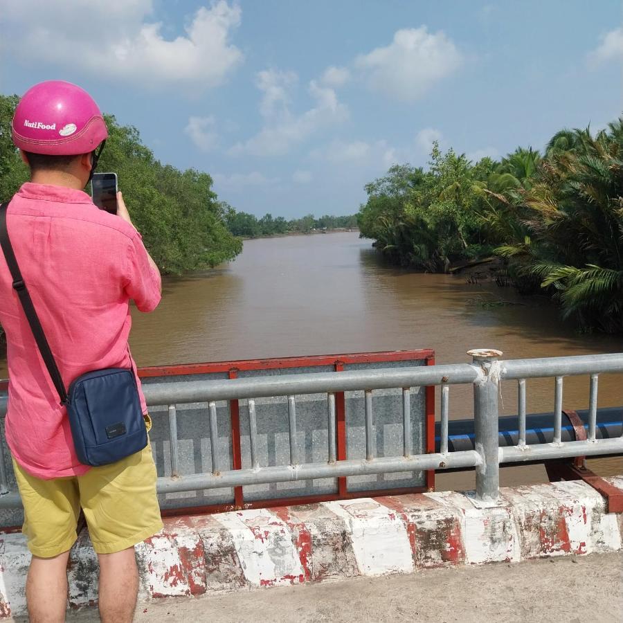 Bentrestay Giong Tu Dien Luaran gambar