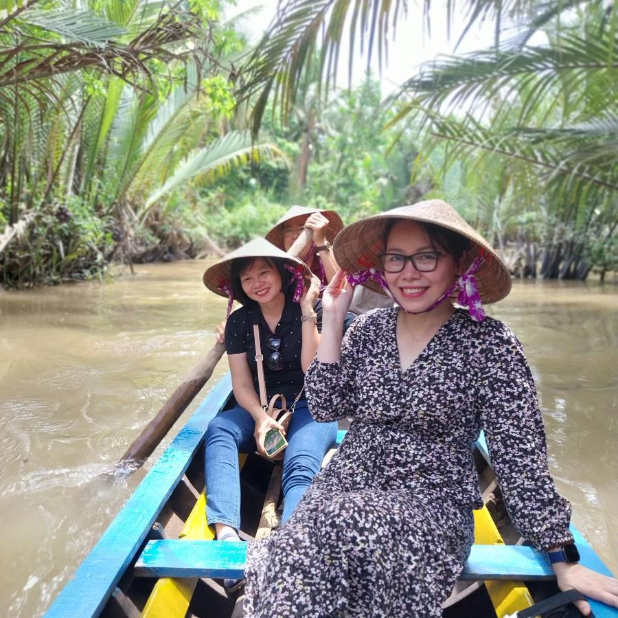 Bentrestay Giong Tu Dien Luaran gambar